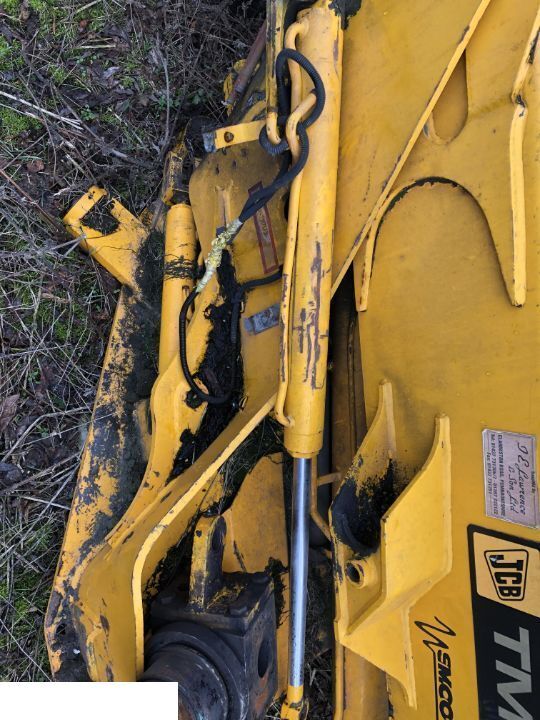 JCB TM 300 Siłownik Podnoszenia Ramienia Wysuwu Ramienia Siłownik Skrętu Ramię - Vérin hydraulique pour Chariot télescopique: photos 2 JCB TM 300 Siłownik Podnoszenia Ramienia Wysuwu Ramienia Siłownik Skrętu Ramię - Vérin hydraulique pour Chariot télescopique: photos 2