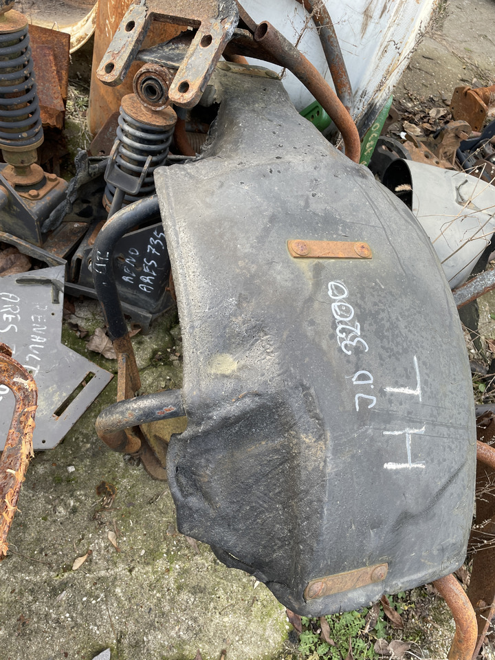 John Deere 3200 - błotnik ramię błotnika - Aile: photos 1 John Deere 3200 - błotnik ramię błotnika - Aile: photos 1