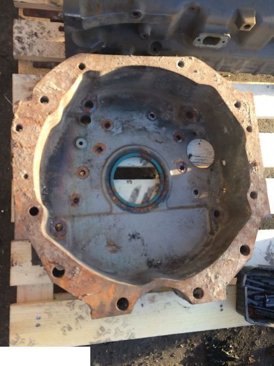 John Deere 6068 Obudowa R519485 - Collecteur d'échappement pour Machine agricole: photos 1 John Deere 6068 Obudowa R519485 - Collecteur d'échappement pour Machine agricole: photos 1