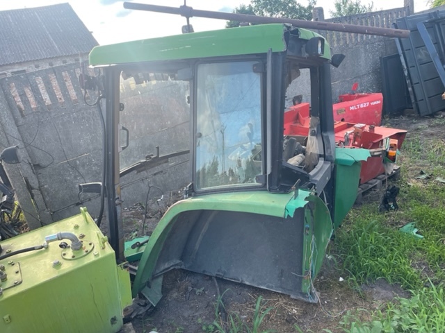 John Deere 6100 | 6200 | 6300 | 6400 - Kabina ~ Szkielet - Cabine pour Machine agricole: photos 1 John Deere 6100 | 6200 | 6300 | 6400 - Kabina ~ Szkielet - Cabine pour Machine agricole: photos 1