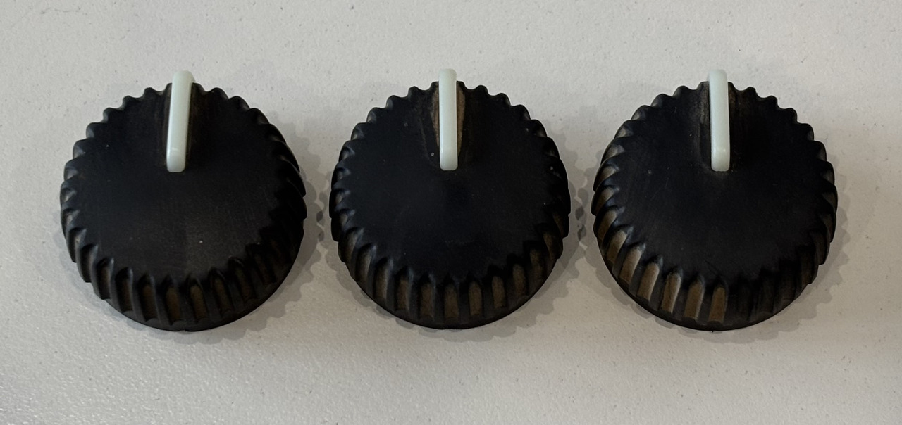 John Deere 6110 6210 Gałka Pokrętło AL77502 - Cabine et intérieur pour Machine agricole: photos 1 John Deere 6110 6210 Gałka Pokrętło AL77502 - Cabine et intérieur pour Machine agricole: photos 1