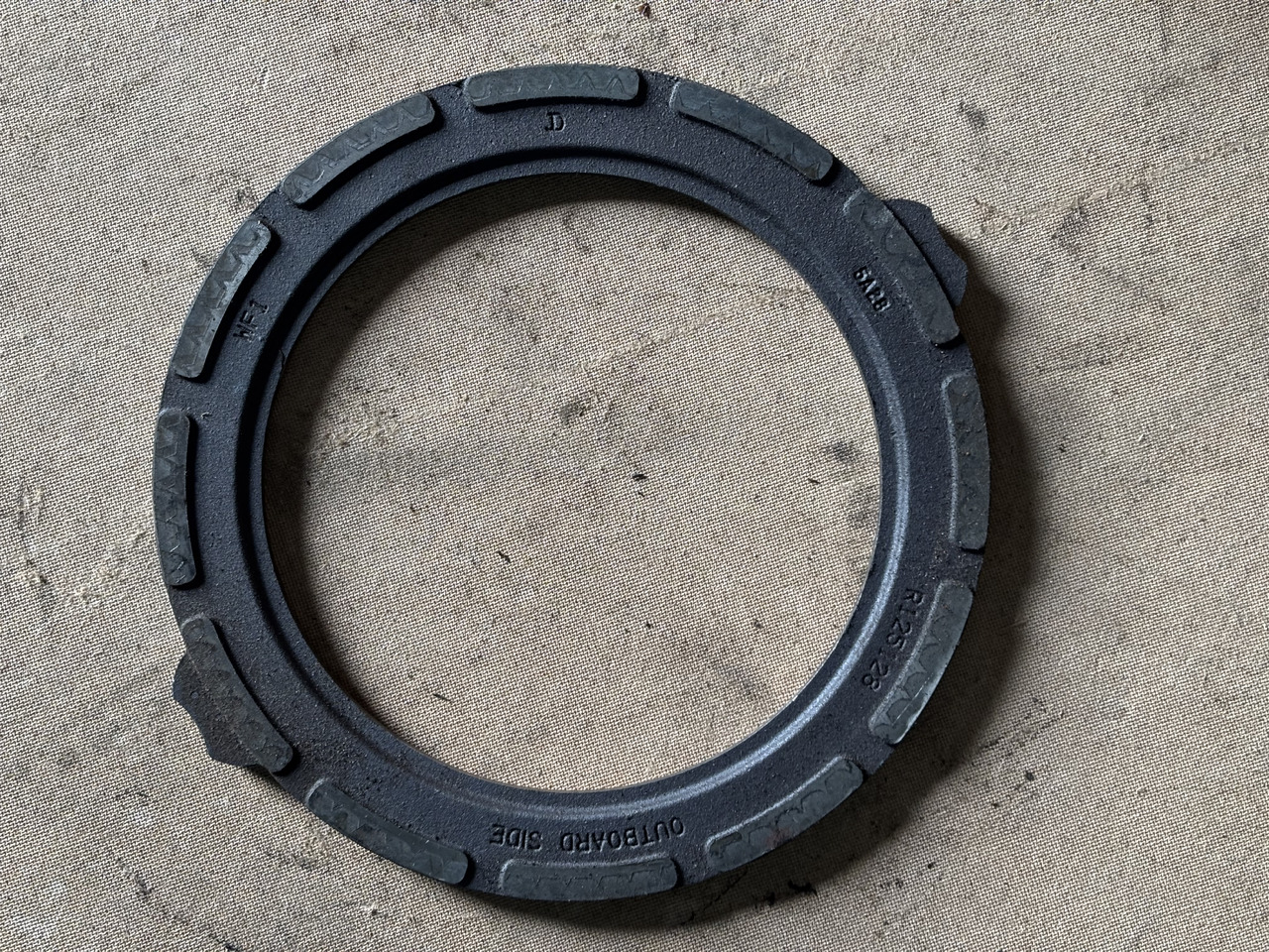 John Deere 6140 6150 6920 7405 7500 Docisk Hamulca Płytka R125128 - Pièces de frein pour Machine agricole: photos 1 John Deere 6140 6150 6920 7405 7500 Docisk Hamulca Płytka R125128 - Pièces de frein pour Machine agricole: photos 1