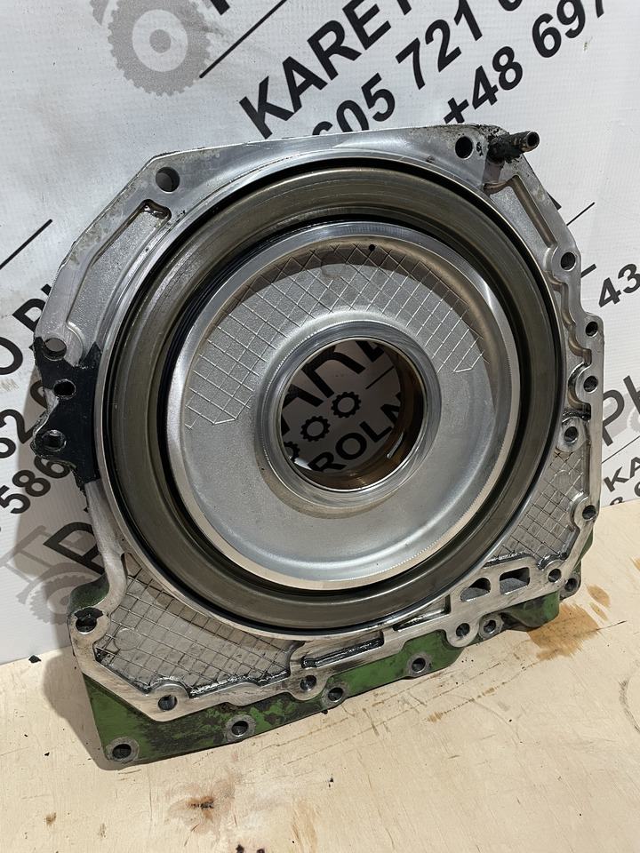 John Deere 6300 6100 6200 6400 - obudowa hamulca wstecznego R337522 - Pièces de frein pour Machine agricole: photos 3 John Deere 6300 6100 6200 6400 - obudowa hamulca wstecznego R337522 - Pièces de frein pour Machine agricole: photos 3