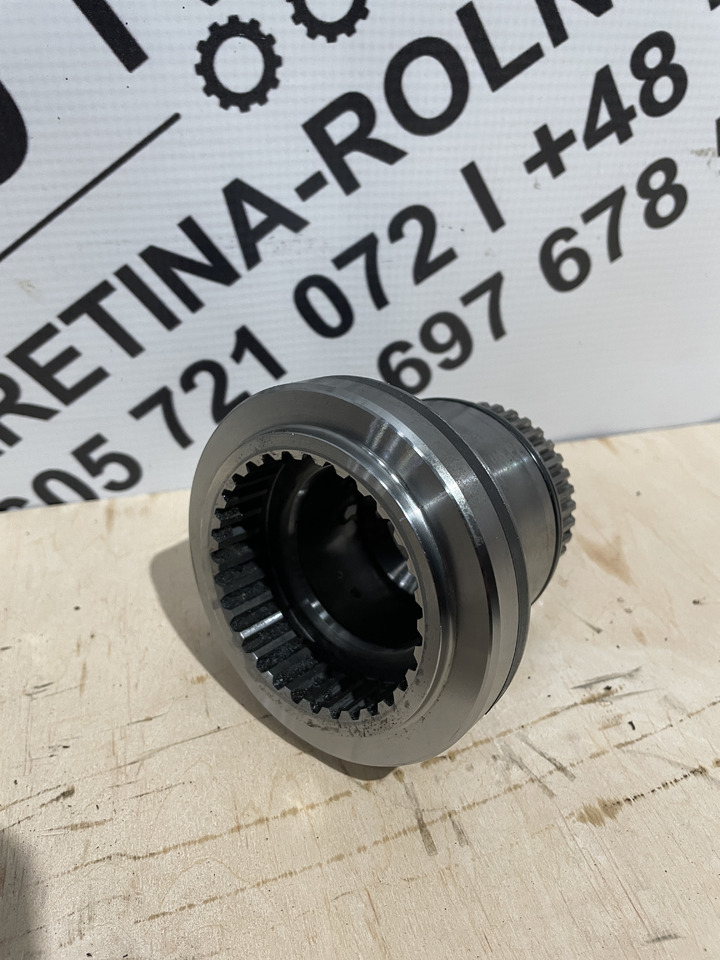 John Deere 6300 6100 6200 6400 - wał sprzęgła RE61245 - Embrayage et pièces pour Machine agricole: photos 3 John Deere 6300 6100 6200 6400 - wał sprzęgła RE61245 - Embrayage et pièces pour Machine agricole: photos 3