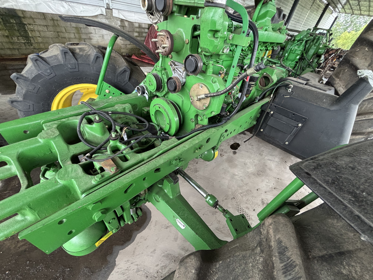 John Deere 6510, 6610 Rama główna AL119611 AL113072 - Frame/ Châssis pour Machine agricole: photos 2 John Deere 6510, 6610 Rama główna AL119611 AL113072 - Frame/ Châssis pour Machine agricole: photos 2