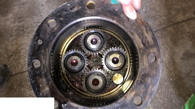 John Deere 6810 - Półoś - Demi arbre pour Machine agricole: photos 2 John Deere 6810 - Półoś - Demi arbre pour Machine agricole: photos 2