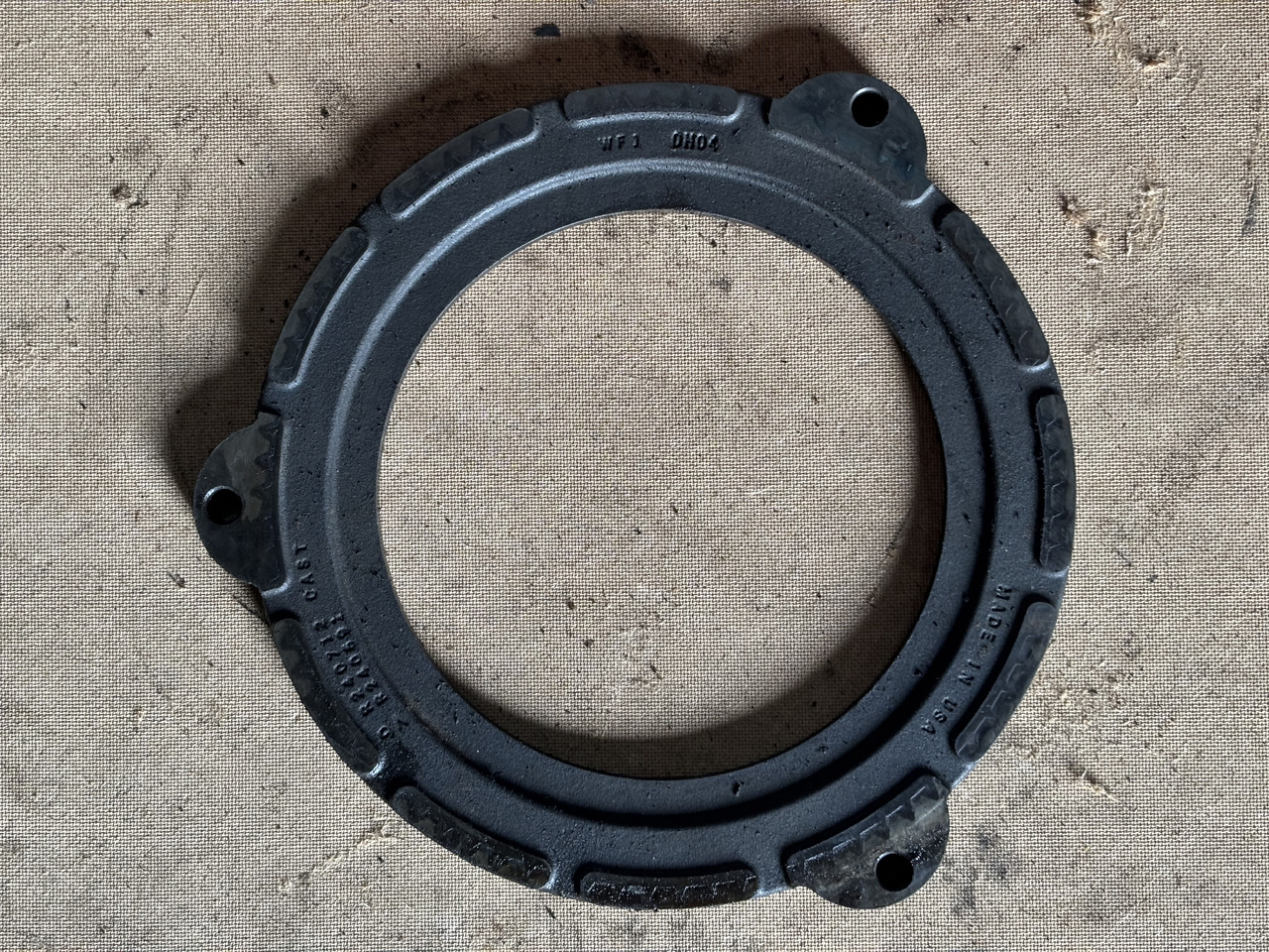 John Deere 6830 6930 7330 Docisk Hamulca Płytka R240691 R240712 - Disques de frein pour Machine agricole: photos 1 John Deere 6830 6930 7330 Docisk Hamulca Płytka R240691 R240712 - Disques de frein pour Machine agricole: photos 1