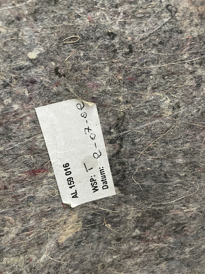 John Deere 6920S - podsufitka tapicerka podbitka panel AL159016 - Cabine et intérieur pour Machine agricole: photos 4 John Deere 6920S - podsufitka tapicerka podbitka panel AL159016 - Cabine et intérieur pour Machine agricole: photos 4