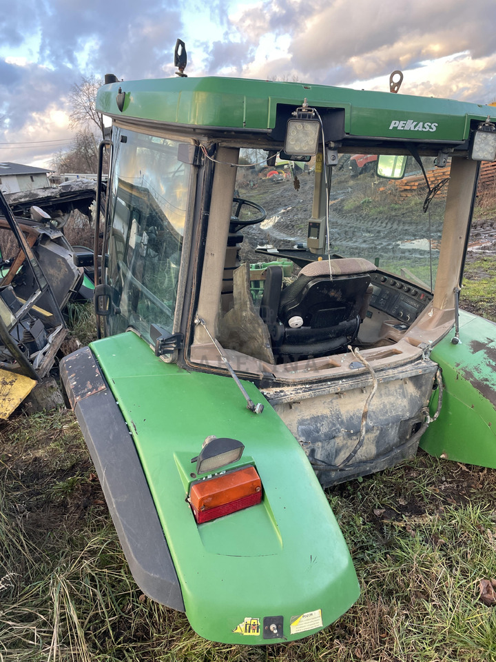 John Deere 8210 - błotniki błotnik lewy R157015 - Aile pour Machine agricole: photos 2 John Deere 8210 - błotniki błotnik lewy R157015 - Aile pour Machine agricole: photos 2