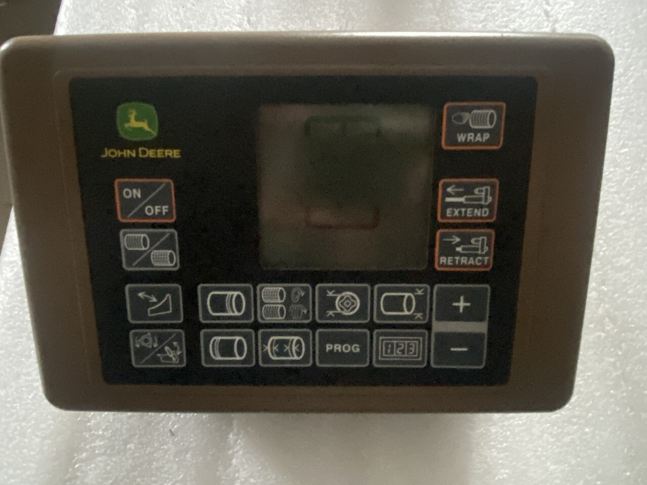 John Deere DC212852 / DC218185 - Monitor REMAN - Panel de instrumentos pour Machine agricole: photos 2 John Deere DC212852 / DC218185 - Monitor REMAN - Panel de instrumentos pour Machine agricole: photos 2