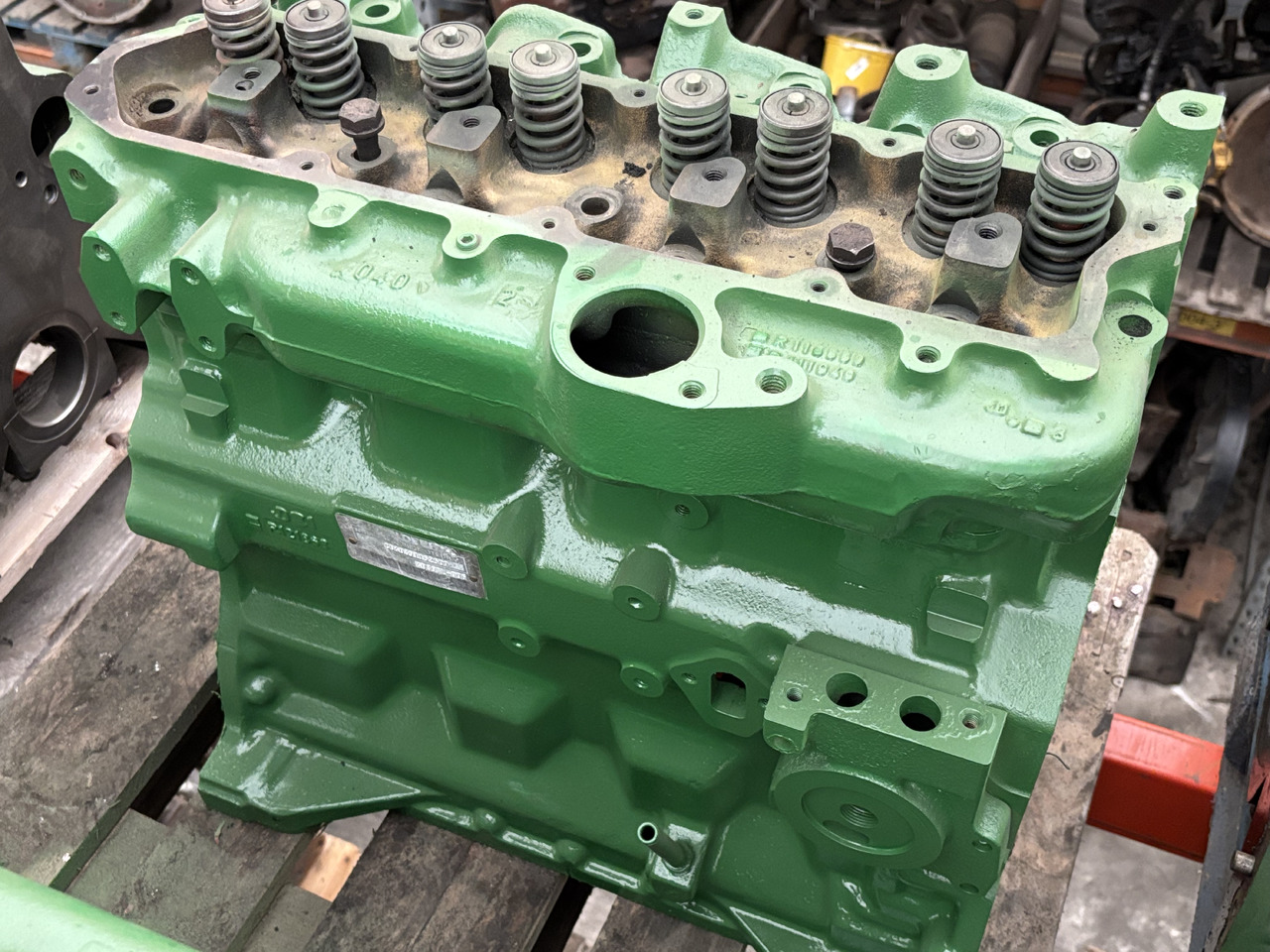 John Deere R121868 4039TL-006 4039TL 006 Blok Silnika R116569 R111949 Cylinder - Bloc-cylindres pour Machine agricole: photos 2 John Deere R121868 4039TL-006 4039TL 006 Blok Silnika R116569 R111949 Cylinder - Bloc-cylindres pour Machine agricole: photos 2