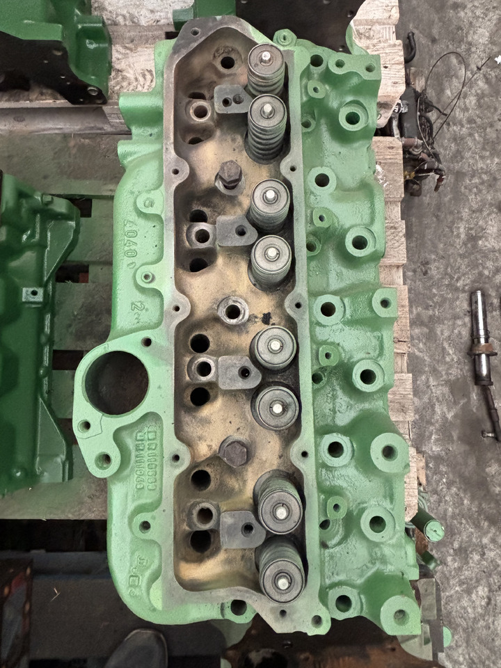 John Deere R121868 4039TL-006 4039TL 006 Blok Silnika R116569 R111949 Cylinder - Bloc-cylindres pour Machine agricole: photos 4 John Deere R121868 4039TL-006 4039TL 006 Blok Silnika R116569 R111949 Cylinder - Bloc-cylindres pour Machine agricole: photos 4