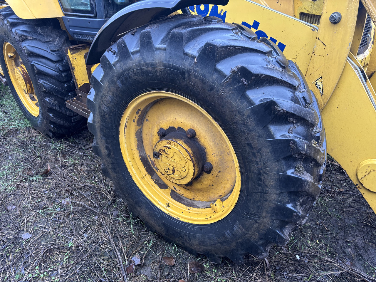 Komatsu WB93 WB97 WB 93 97 Przednia Oś Przedni Most Zwolnica Pochwa Obudowa Piasta CZĘŚCI - Moteur de translation pour Machine agricole: photos 3 Komatsu WB93 WB97 WB 93 97 Przednia Oś Przedni Most Zwolnica Pochwa Obudowa Piasta CZĘŚCI - Moteur de translation pour Machine agricole: photos 3