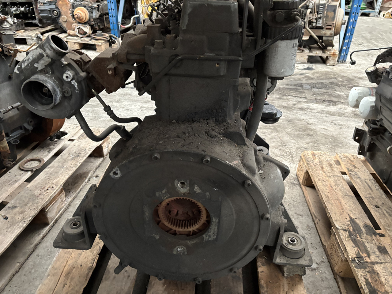 Liebherr D504 TI OI eII 97/68FA 2001/63 Silnik CZĘŚCI - Moteur pour Machine agricole: photos 5 Liebherr D504 TI OI eII 97/68FA 2001/63 Silnik CZĘŚCI - Moteur pour Machine agricole: photos 5