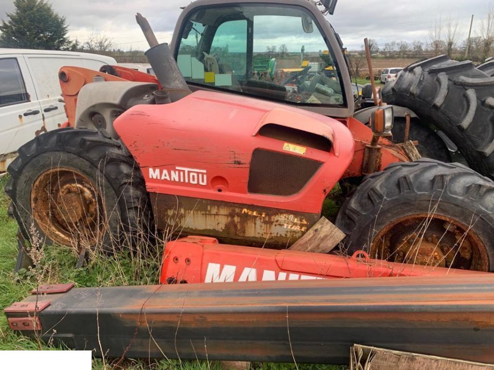 Manitou 731 - MOST PRZÓD ~ CZĘŚCI - Essieu avant pour Engins de chantier: photos 1 Manitou 731 - MOST PRZÓD ~ CZĘŚCI - Essieu avant pour Engins de chantier: photos 1