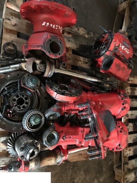 Manitou 845 - CZĘŚCI - Zwolnica - Moteur de translation pour Engins de chantier: photos 2 Manitou 845 - CZĘŚCI - Zwolnica - Moteur de translation pour Engins de chantier: photos 2