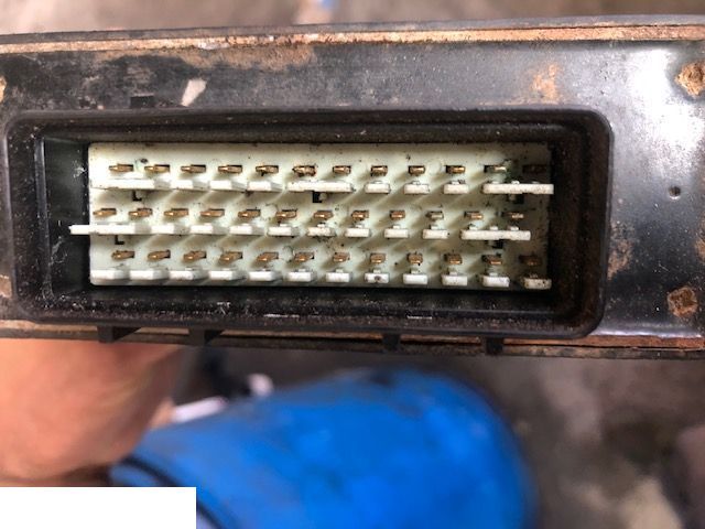 Manitou ECU 287422 - Bloc de gestion pour Machine agricole: photos 1 Manitou ECU 287422 - Bloc de gestion pour Machine agricole: photos 1
