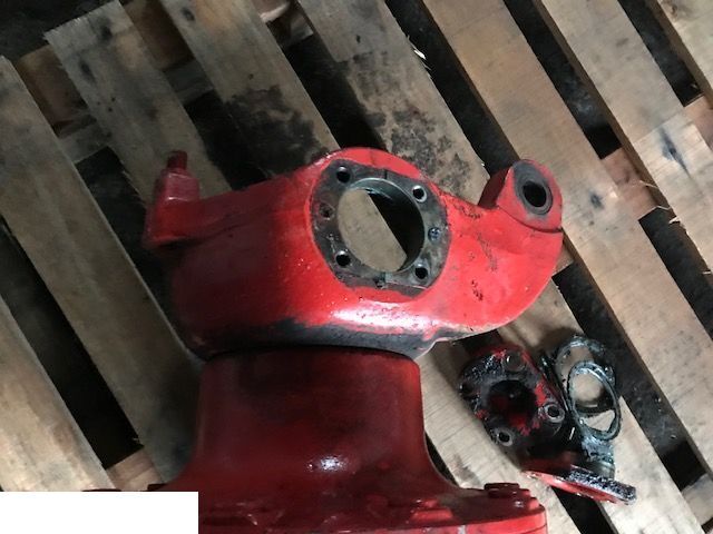 Manitou - Zwrotnica Clark Hurth 27908000369 - Fusée d'essieu pour Engins de chantier: photos 1 Manitou - Zwrotnica Clark Hurth 27908000369 - Fusée d'essieu pour Engins de chantier: photos 1