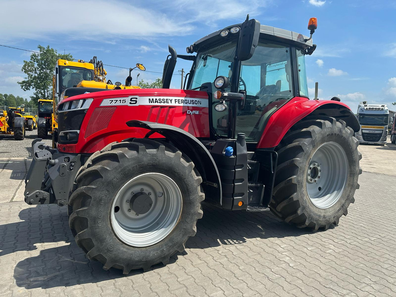 Massey Ferguson 7715S - Tracteur agricole: photos 1 Massey Ferguson 7715S - Tracteur agricole: photos 1