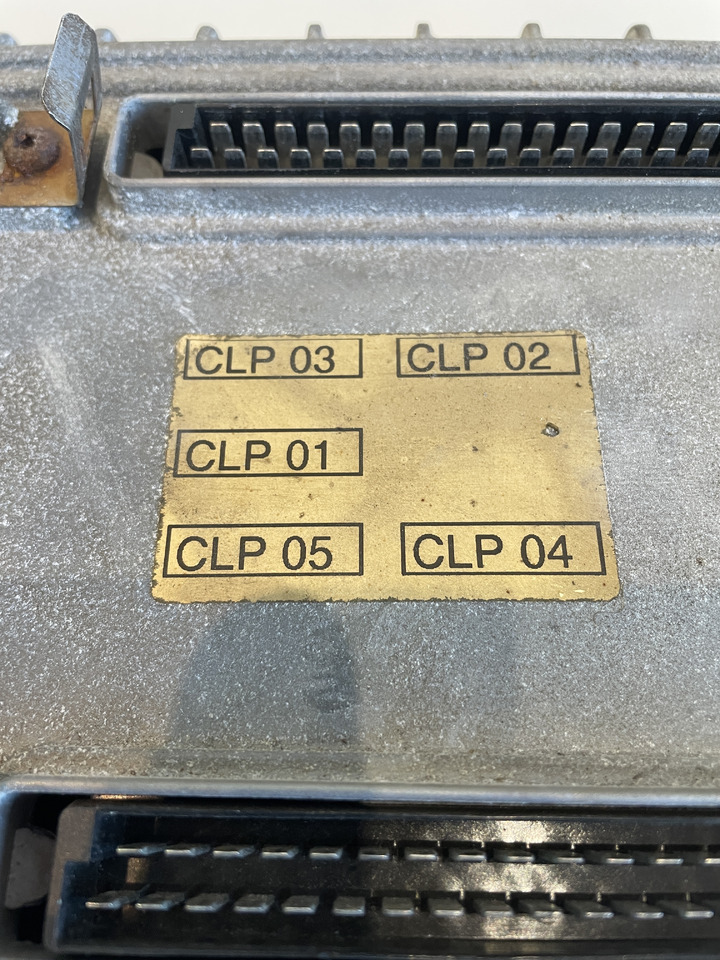 Massey Fergusson Fendt - jednostka centralna komputer sterownik 28782471 - Bloc de gestion pour Machine agricole: photos 5 Massey Fergusson Fendt - jednostka centralna komputer sterownik 28782471 - Bloc de gestion pour Machine agricole: photos 5