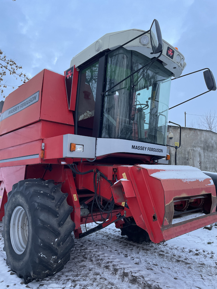 Massey Fergusson MF 30 - kombajn - części kabina sieczkarnia koła most zwolnica - Moteur de translation pour Machine agricole: photos 3 Massey Fergusson MF 30 - kombajn - części kabina sieczkarnia koła most zwolnica - Moteur de translation pour Machine agricole: photos 3
