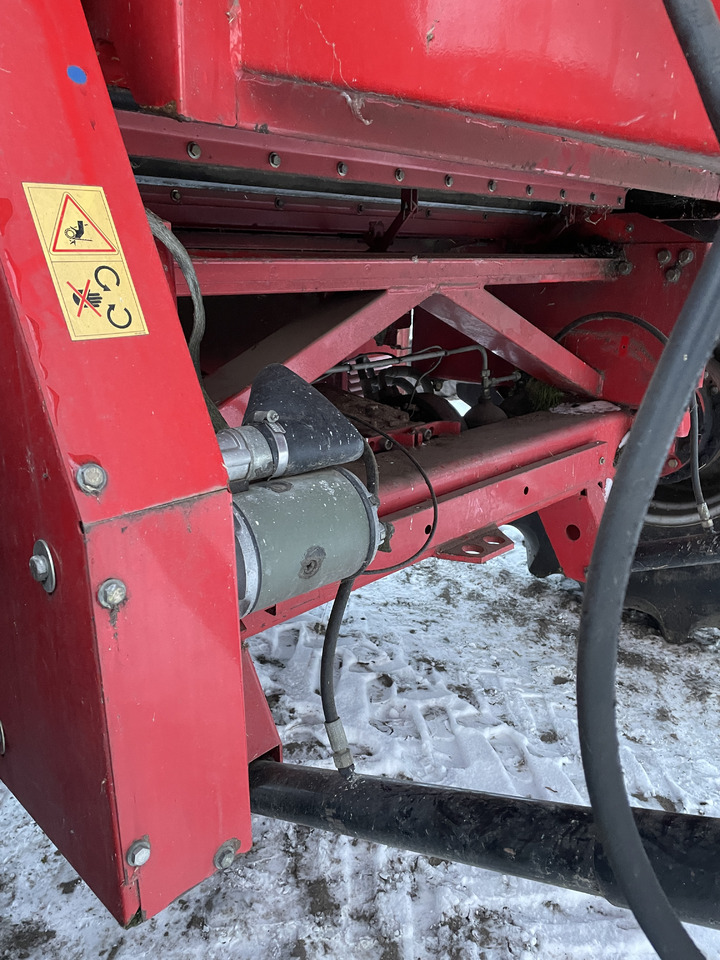 Massey Fergusson MF 30 - kombajn - części kabina sieczkarnia koła most zwolnica - Moteur de translation pour Machine agricole: photos 4 Massey Fergusson MF 30 - kombajn - części kabina sieczkarnia koła most zwolnica - Moteur de translation pour Machine agricole: photos 4