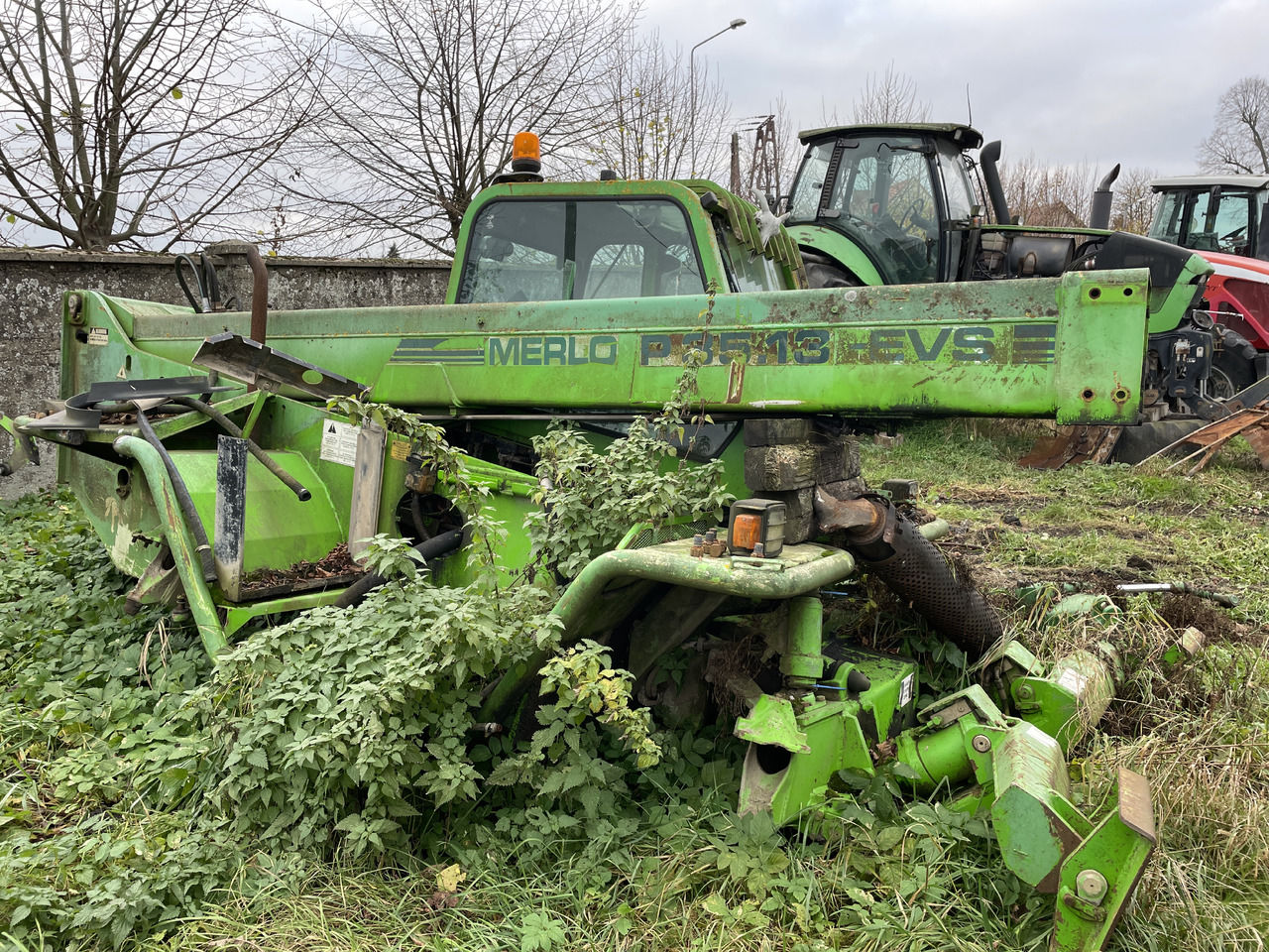 Merlo P35.13 - części - maszt rama kabina drzwi szyby - Portière et pièces pour Machine agricole: photos 2 Merlo P35.13 - części - maszt rama kabina drzwi szyby - Portière et pièces pour Machine agricole: photos 2