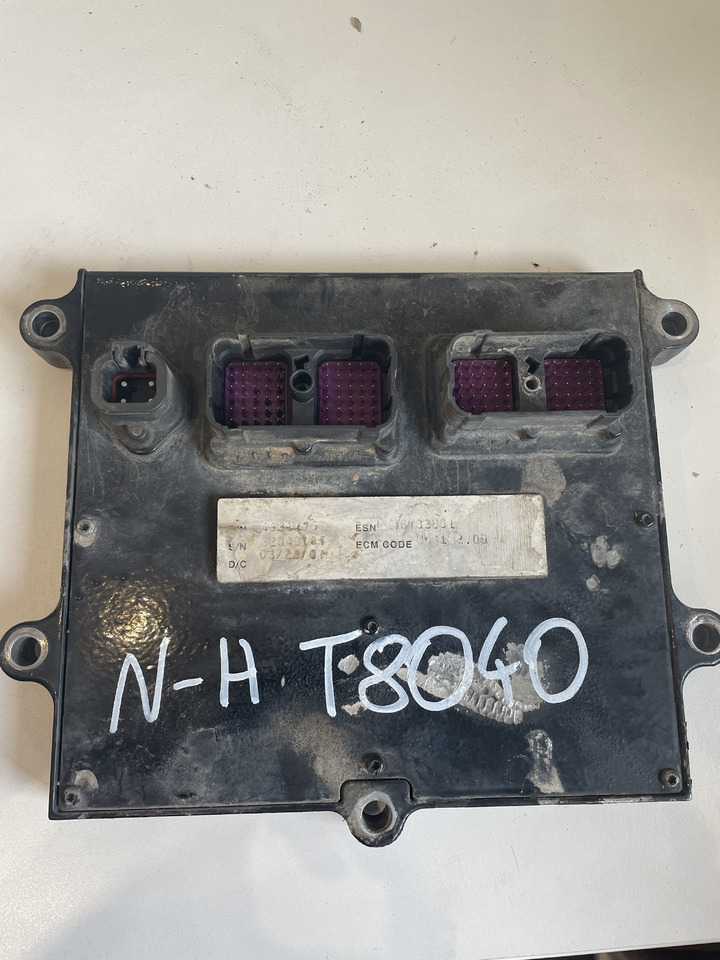 New Holland Cummins - sterownik silnika ECU komputer 4921776 - Bloc de gestion pour Machine agricole: photos 1 New Holland Cummins - sterownik silnika ECU komputer 4921776 - Bloc de gestion pour Machine agricole: photos 1