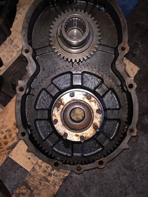 OBUDOWA MOSTU , TRYBY ZF AV 230 VOLVO L30 L35 ZETTELMEYER 602 - Transmission pour Engins de chantier: photos 3 OBUDOWA MOSTU , TRYBY ZF AV 230 VOLVO L30 L35 ZETTELMEYER 602 - Transmission pour Engins de chantier: photos 3