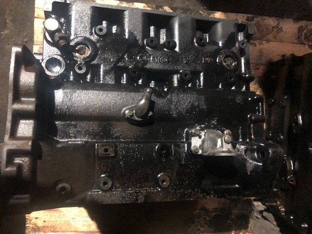 PERKINS 3711h13a/2 Blok Cyli Indeks - Bloc-cylindres pour Machine agricole: photos 2 PERKINS 3711h13a/2 Blok Cyli Indeks - Bloc-cylindres pour Machine agricole: photos 2