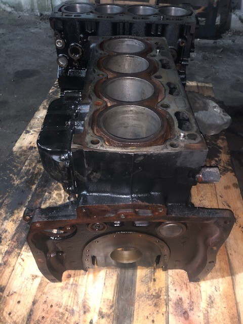 PERKINS Blok Silnika 1104C-44T 1104D-44TA - Bloc-cylindres pour Machine agricole: photos 3 PERKINS Blok Silnika 1104C-44T 1104D-44TA - Bloc-cylindres pour Machine agricole: photos 3