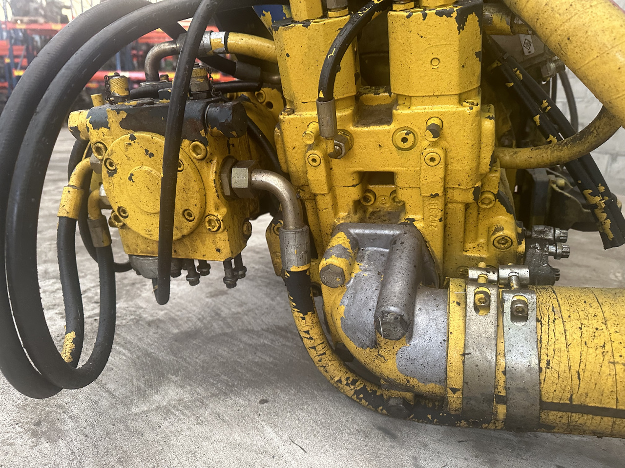 POMPA HYDRAULICZNA O&K 2403136 2460362 RH 5 6 - Pompe hydraulique pour Machine agricole: photos 2 POMPA HYDRAULICZNA O&K 2403136 2460362 RH 5 6 - Pompe hydraulique pour Machine agricole: photos 2