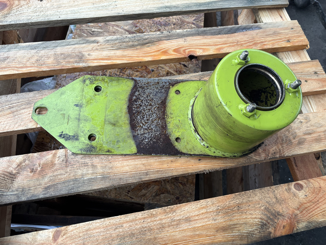 Claas Conspeed 8 75 FC Blacha Łożyska Mocowanie Ślimaka 0009059062 00 0905 906 2 - Pièces de rechange pour Machine agricole: photos 1 Claas Conspeed 8 75 FC Blacha Łożyska Mocowanie Ślimaka 0009059062 00 0905 906 2 - Pièces de rechange pour Machine agricole: photos 1