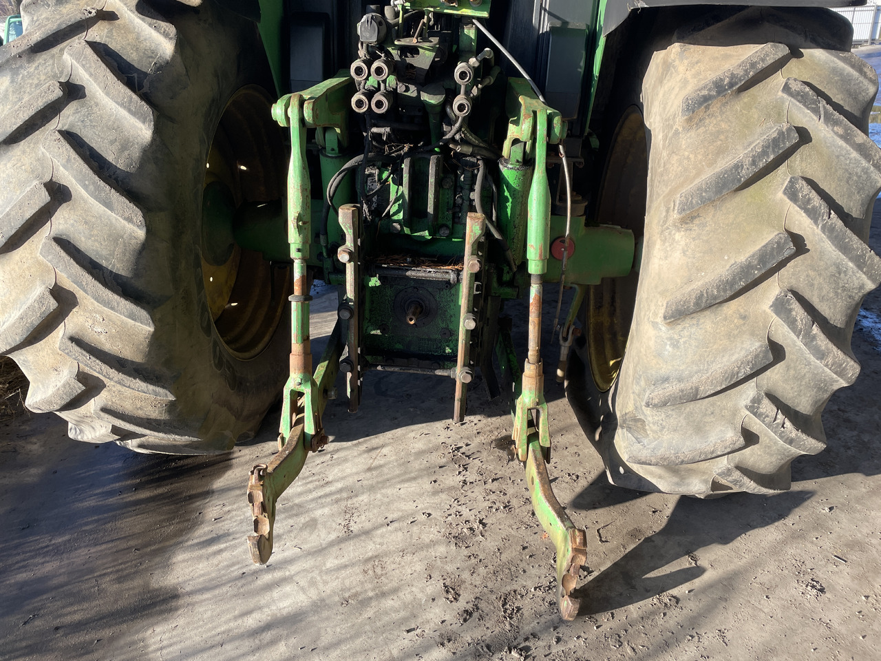 John Deere 6810 - części - Pièces de rechange pour Tracteur agricole: photos 3 John Deere 6810 - części - Pièces de rechange pour Tracteur agricole: photos 3