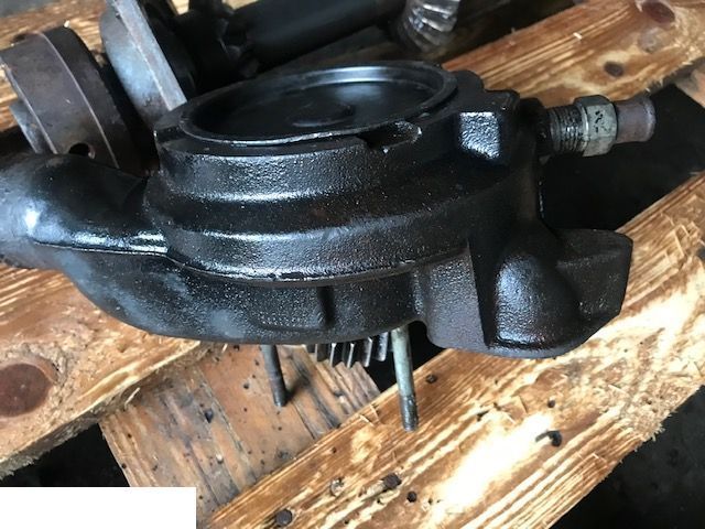 Pompa wody 3771D03A-5 perkins AB AQ U5MW0157 - Pompe à liquide de refroidissement pour Machine agricole: photos 1 Pompa wody 3771D03A-5 perkins AB AQ U5MW0157 - Pompe à liquide de refroidissement pour Machine agricole: photos 1