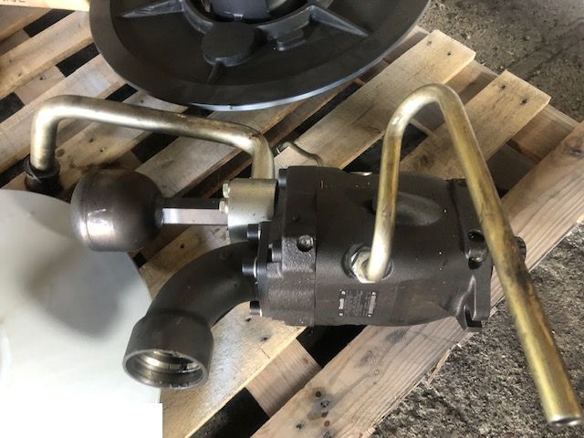 Rexroth A10VNO85DRS - Transmission pour Machine agricole: photos 1 Rexroth A10VNO85DRS - Transmission pour Machine agricole: photos 1