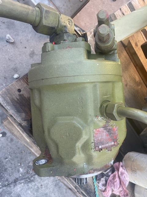 Rexroth A10VO74DFR1/31R pompa hydrauliczna - Pompe hydraulique pour Machine agricole: photos 1 Rexroth A10VO74DFR1/31R pompa hydrauliczna - Pompe hydraulique pour Machine agricole: photos 1