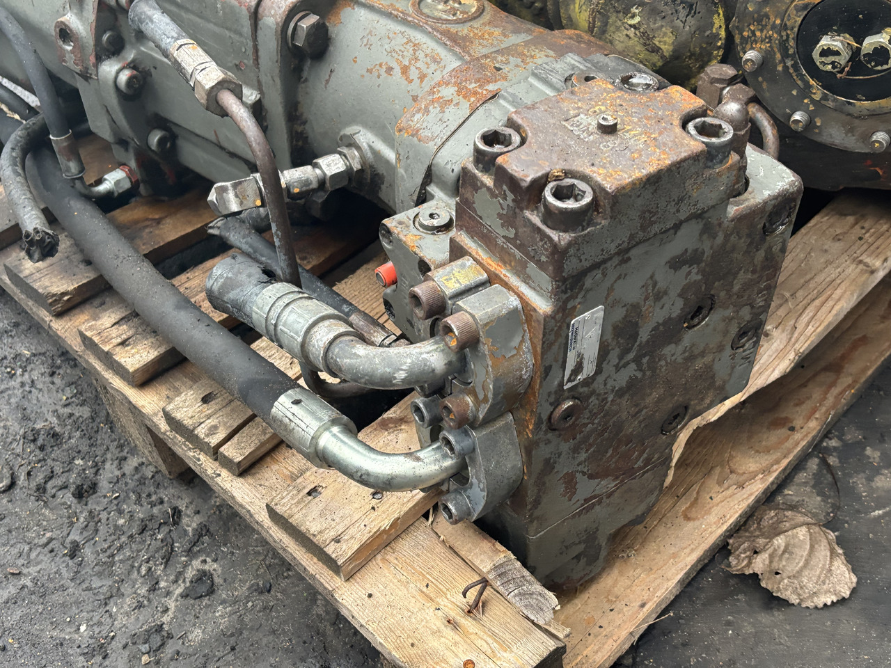 Rexroth MHB 25 FNPA20 MHB25 Silnik Jazdy Hydromotor Liebherr O&K - Moteur hydraulique pour Machine agricole: photos 3 Rexroth MHB 25 FNPA20 MHB25 Silnik Jazdy Hydromotor Liebherr O&K - Moteur hydraulique pour Machine agricole: photos 3