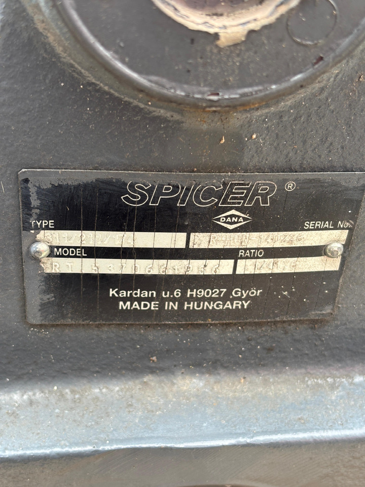 Vérin hydraulique pour Machine agricole SPICER 311/211/174 Sterowanie Drążek Przegub Cylinder CZĘŚCI: photos 6 Vérin hydraulique pour Machine agricole SPICER 311/211/174 Sterowanie Drążek Przegub Cylinder CZĘŚCI: photos 6