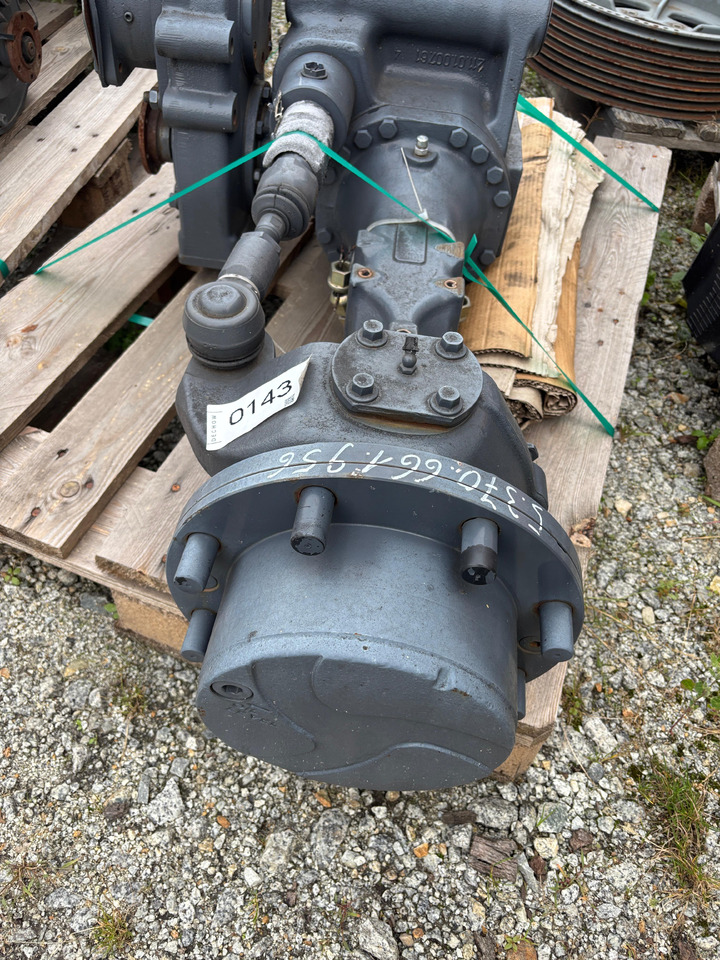 Vérin hydraulique pour Machine agricole SPICER 311/211/174 Sterowanie Drążek Przegub Cylinder CZĘŚCI: photos 9 Vérin hydraulique pour Machine agricole SPICER 311/211/174 Sterowanie Drążek Przegub Cylinder CZĘŚCI: photos 9