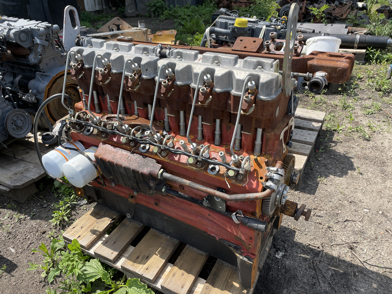 Same 1000.6 - silnik - wał korbowy wałek rozrządu pompa głowica blok - Vilebrequin pour Machine agricole: photos 1 Same 1000.6 - silnik - wał korbowy wałek rozrządu pompa głowica blok - Vilebrequin pour Machine agricole: photos 1