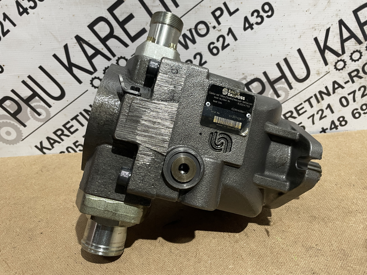 Valtra S354 Massey 8480 - pompa hydrauliczna 4299408M1 4299408M2 - Pompe hydraulique pour Machine agricole: photos 1 Valtra S354 Massey 8480 - pompa hydrauliczna 4299408M1 4299408M2 - Pompe hydraulique pour Machine agricole: photos 1