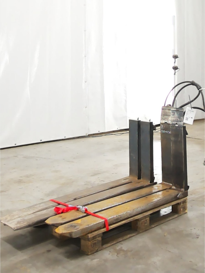 Forklift Attachments Package - 2 Pcs. - Accessoire pour Matériel de manutention: photos 1 Forklift Attachments Package - 2 Pcs. - Accessoire pour Matériel de manutention: photos 1