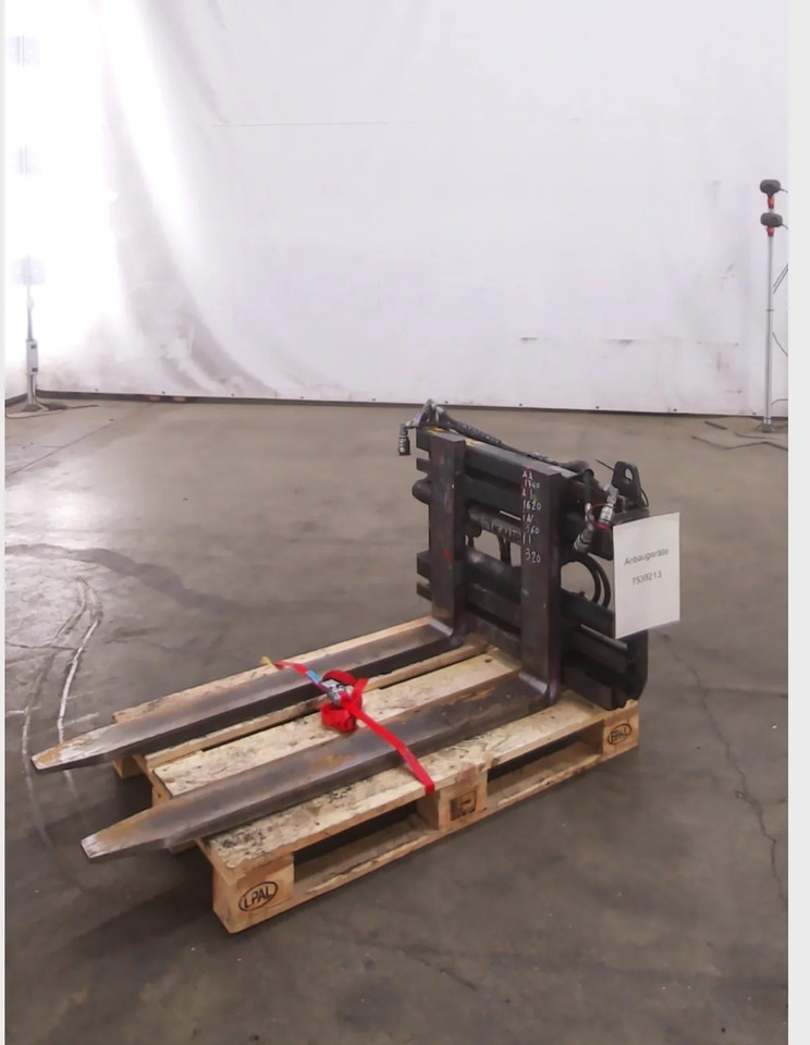 Kaup Fork positioner FEM 2 1.5T411 - Accessoire pour Matériel de manutention: photos 1 Kaup Fork positioner FEM 2 1.5T411 - Accessoire pour Matériel de manutention: photos 1