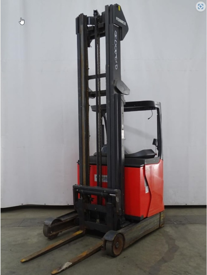 Linde R14 - Chariot à mât rétractable: photos 1 Linde R14 - Chariot à mât rétractable: photos 1