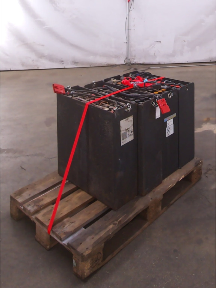 STILL 4x Batterien - Accumulateur pour Matériel de manutention: photos 4 STILL 4x Batterien - Accumulateur pour Matériel de manutention: photos 4