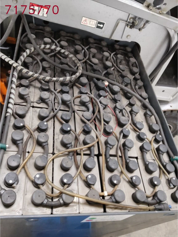 STILL RX60-25 - Chariot élévateur électrique: photos 4 STILL RX60-25 - Chariot élévateur électrique: photos 4