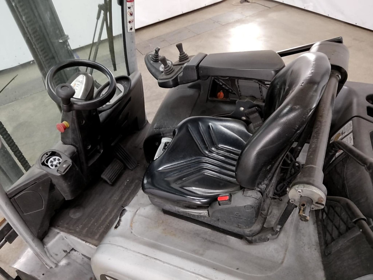 STILL RX60-30 - Chariot élévateur électrique: photos 3 STILL RX60-30 - Chariot élévateur électrique: photos 3