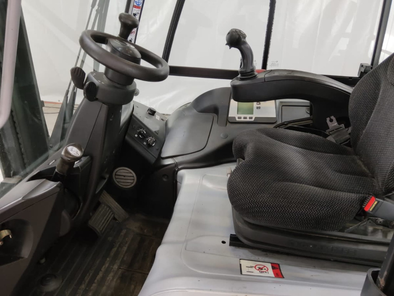 STILL RX60-35 - Chariot élévateur électrique: photos 3 STILL RX60-35 - Chariot élévateur électrique: photos 3