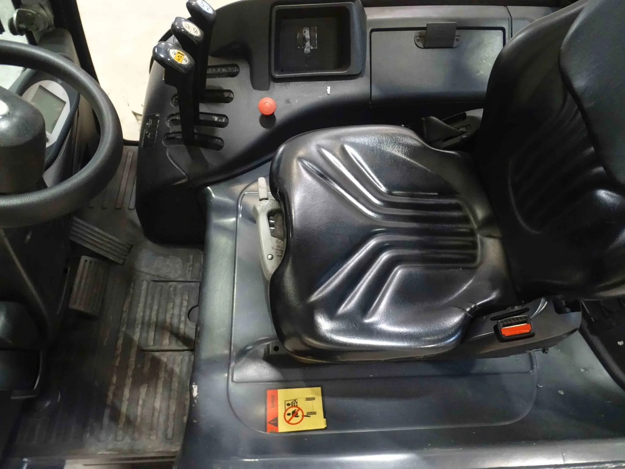 STILL RX60-40 - Chariot élévateur électrique: photos 3 STILL RX60-40 - Chariot élévateur électrique: photos 3